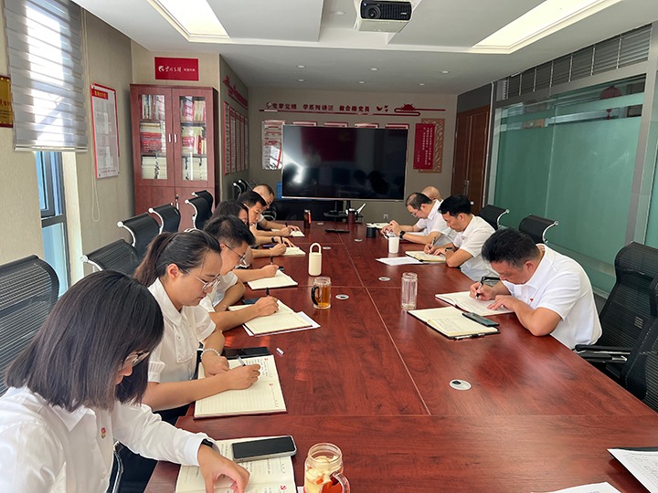 创世大发地产党支部开展“凝心聚力促刷新，，，，，，驻足岗位做孝顺”主题党日活动