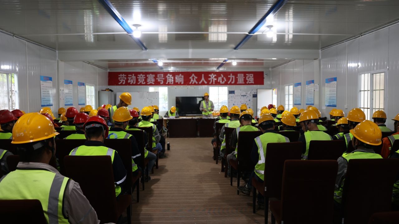 煤海竞帆船，，，，，，拼搏铸绚烂——先锋煤业劳动竞赛奏响奋进乐章